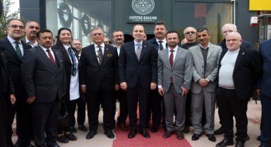 Yeniden Refah Partisi Genel Başkanı Erbakan, Kastamonu'da muhtarlarla bir araya geldi