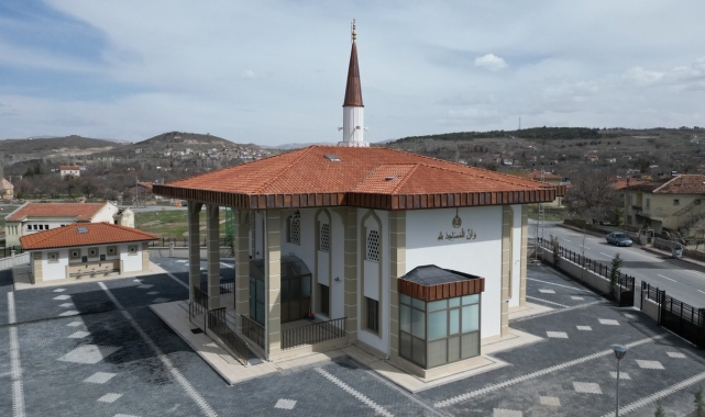 Yunus Emre Cami açılış için gün sayıyor