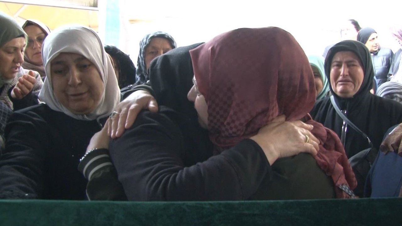 9 aydır aranan ve metruk binada ölü bulunan genç son yolculuğuna uğurlandı