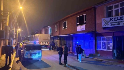 Ters yönden giden alkollü tır şoförü trafiği birbirine kattı