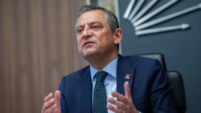 CHP Genel Başkanı Özgür Özel'e yumruklu saldırı