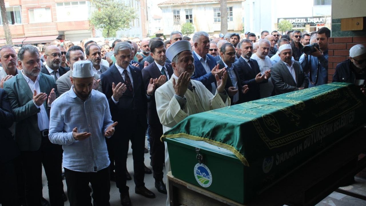 Devrilen tankerde hayatını kaybeden sürücü son yolculuğuna uğurlandı