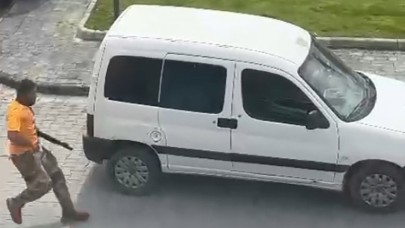 Balıkesir’de hurdacıyı tüfekle vuran saldırganın kaçtığı anın görüntüleri ortaya çıktı