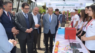 Öğrenciler bilim projelerini sergiledi