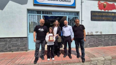 Samsunlu minik ressam dünya birincisi oldu