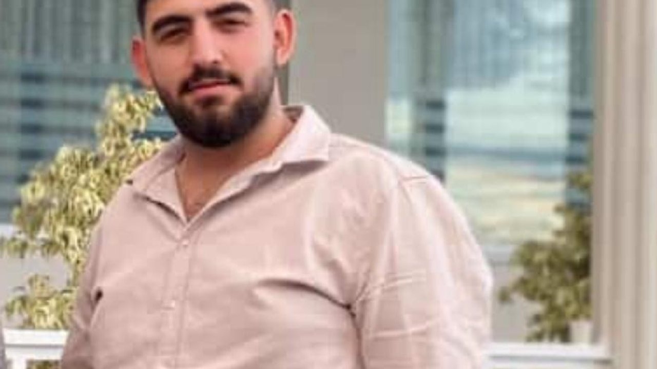 Trafik kazasında ölen genç, davul zurna eşliğinde toprağa verildi