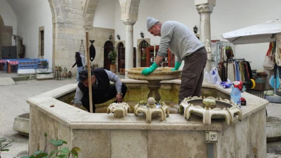 Gönüllü temizlikle eski ihtişamına kavuştu