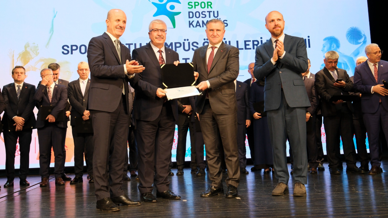 Sinop Üniversitesi’ne “Spor Dostu Kampüs” ödülü