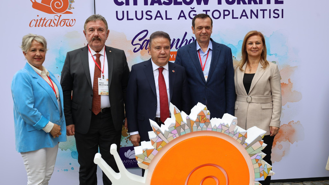Başkan Belovacıklı, Cittaslow Ulusal Ağ toplantısına katıldı