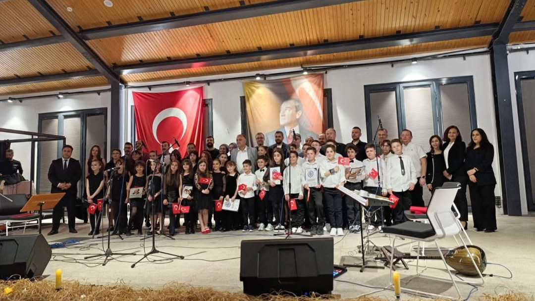 Sinop&#039;ta kulakların pasını silen konser