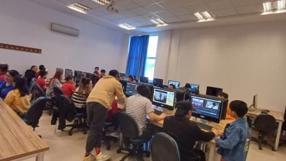 Minik öğrenciler geleceği keşfetti