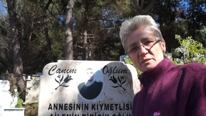 Vefat eden oğlunun mezarını evi bildi
