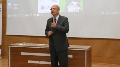 Prof. Dr. Halit Ertuğrul Sinop’ta konuştu