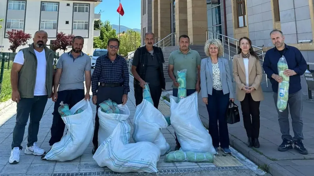 Sinop’ta balıkçılara ekipman desteği