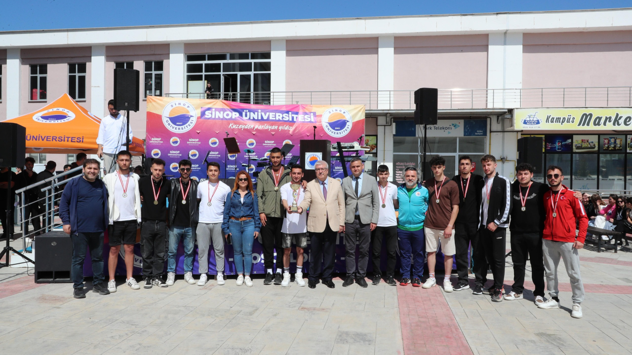 Sinop Üniversitesi 18. yaşını etkinliklerle kutluyor