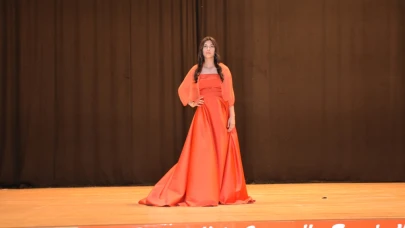 Sinop’ta “Sinop Kırmızısı” temalı defile düzenlendi