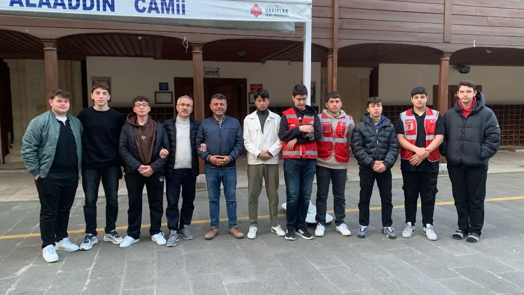 Sabah namazında buluştular