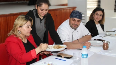 Öğretmenler tabaklarını yarıştırdı