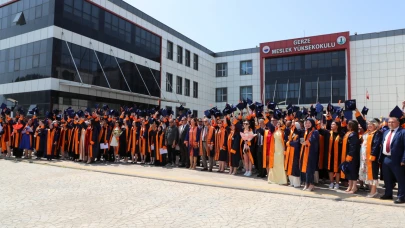 Gerze MYO’da mezuniyet sevinci yaşandı