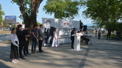 Dünya şairi Nazım Hikmet, Sinop'ta şiirleriyle anıldı