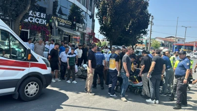 Otomobil ile çarpışan motosikletteki 2 polis memuru yaralandı
