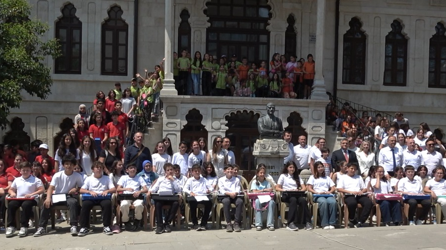 Öğrencilerden Sinop'ta melodika şovu