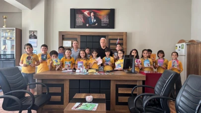 Sinoplu minik yazarlar hayallerini kitaplaştırdı