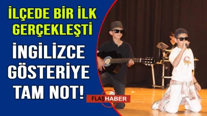 Öğrenciler sahneyi İngilizceyle salladı