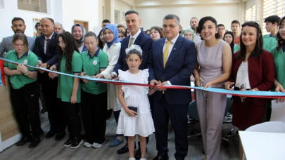 Sinoplu usta şairin ismi kütüphanede yaşatılacak!