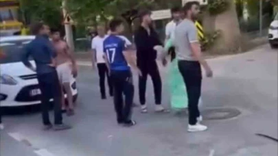 Trafik kazası sonrası bıçaklı kavga: 5 kişilik aile hastanelik oldu