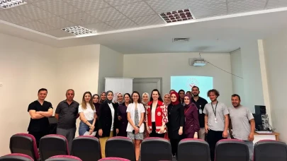 Hastane personeline "Koruyucu Aile Sistemi" tanıtıldı