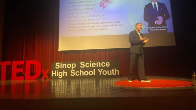 TEDx Sinop sahnesinde gençlere "Mış Gibi Yaşamayın" çağrısı!