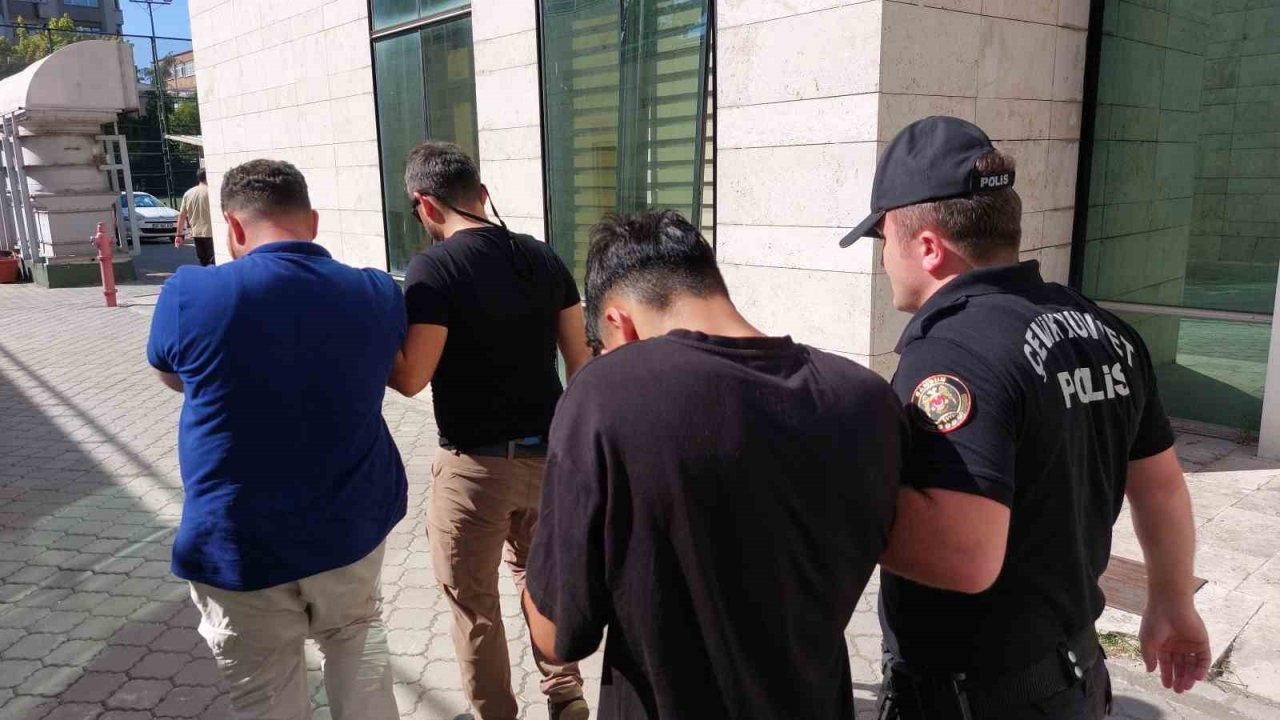 Siber polisinden müstehcenlik operasyonu: 42 gözaltı