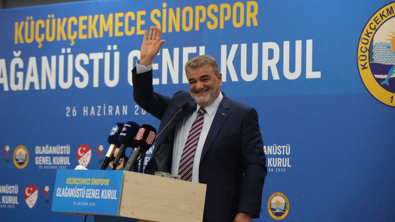 Küçükçekmece Sinopspor Rafet Orhan'la "yola devam" dedi