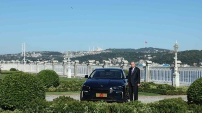 Cumhurbaşkanı Erdoğan, Togg’un yeni modeli T10F’yi test etti