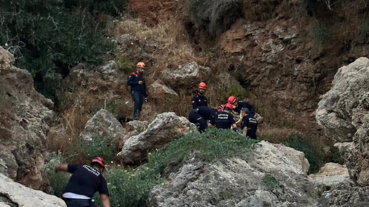 Falezden düşen 23 yaşındaki turist hayatını kaybetti