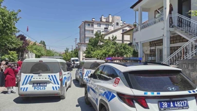 Üvey kızını ağır yaraladıktan sonra intihar etti