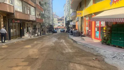 İlçede o cadde geçici olarak trafiğe kapatıldı