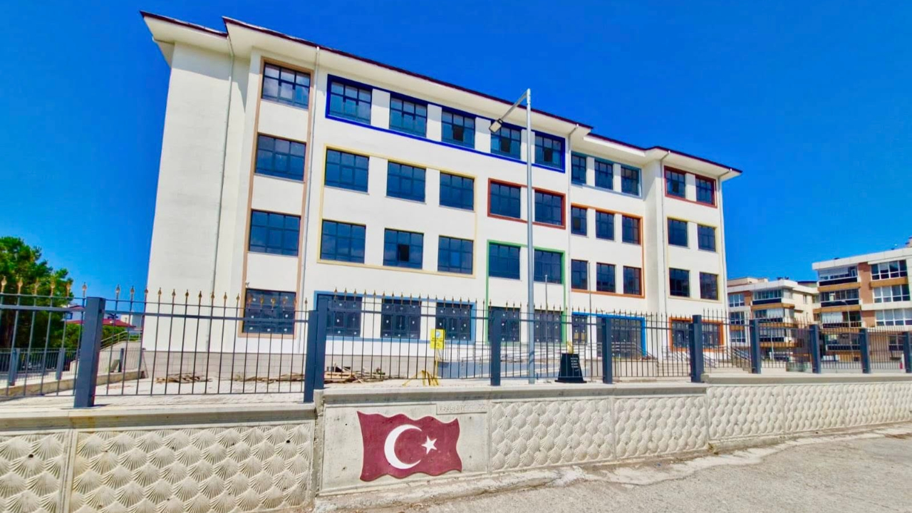 Gerze’de 24 derslikli okul hizmete giriyor