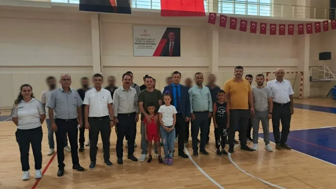 Ampute Milli Takım oyuncusu Boyabat’ta denetimli serbestlik yükümlüleri ile buluştu