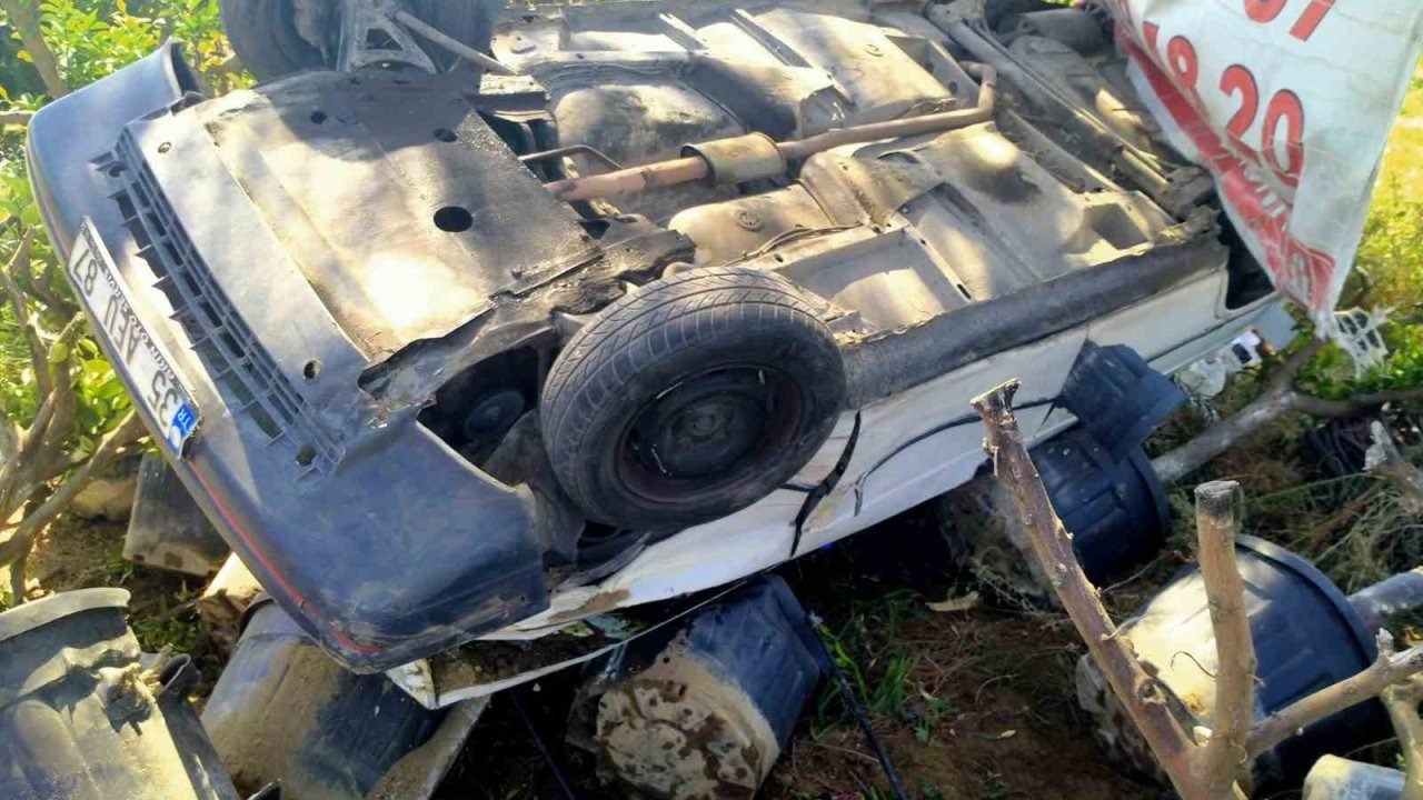 Hakimiyeti kaybolan otomobil fidanlığı uçtu: 1 yaralı