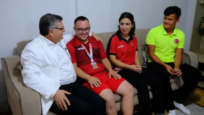 Vali Özarslan'dan Sinop'un gururu özel sporculara ziyaret!
