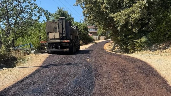 Köy yollarında çalışmalar sürüyor!