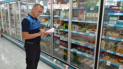 Gerze’de zincir market denetimi!