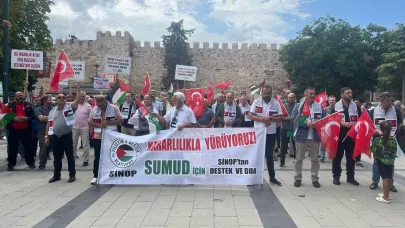 Sinop’ta Filistin’e destek için Küresel Sumud Filosuna Destek gösterisi düzenlendi