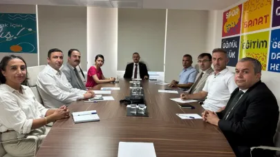 Boyabat'ta üniversite öğrencilerinin sorunları görüşüldü