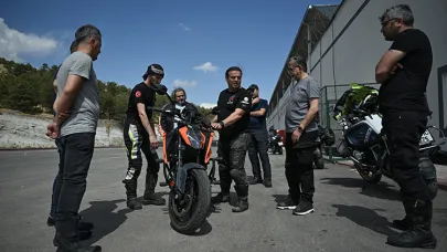 Motosiklet eğitmeninden sürücülere "can kurtaran" uyarılar