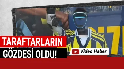 Fenerbahçe forması giyen robot ilgi odağı oldu