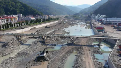 Sinop’ta sel ve taşkınlara karşı çalışmalar sürüyor!