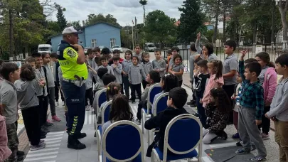 Sinop Jandarması’ndan miniklere uygulamalı trafik eğitimi